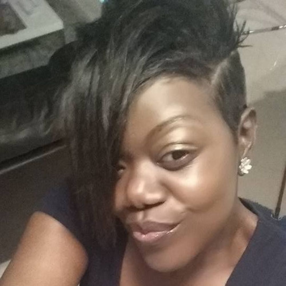 Meet your Posher, Dejeanne